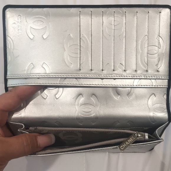 Authentic Carbon CC wallet. Chain included - Picture 9 of 9